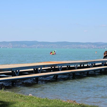 Apartament Nella Apartman Siófok Zewnętrze zdjęcie