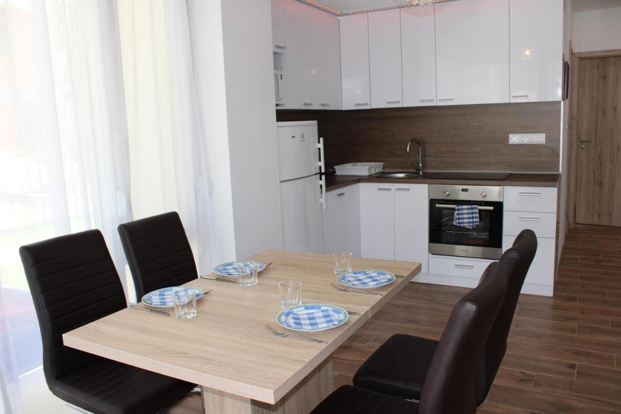 Apartament Nella Apartman Siófok Zewnętrze zdjęcie