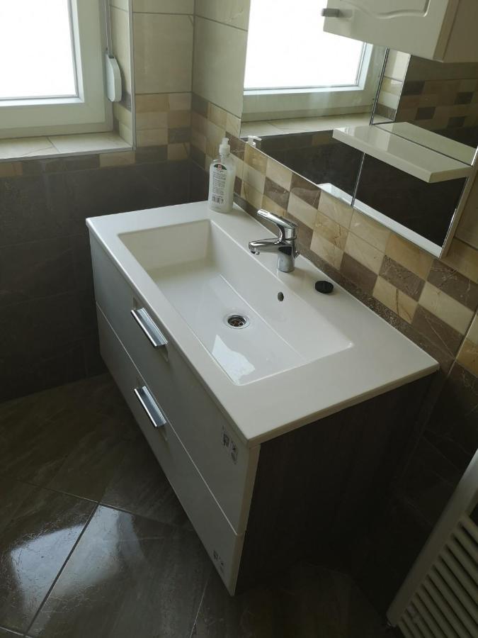 Apartament Nella Apartman Siófok Zewnętrze zdjęcie
