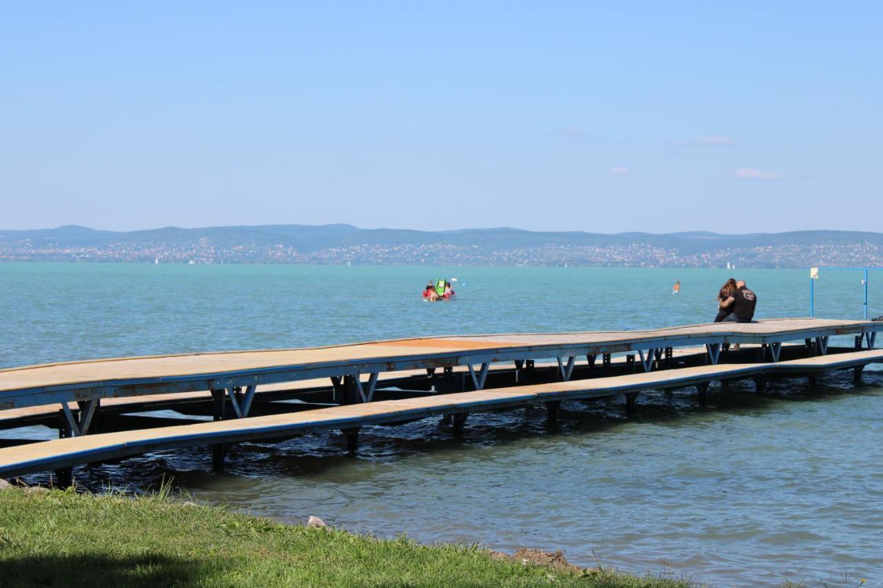 Apartament Nella Apartman Siófok Zewnętrze zdjęcie